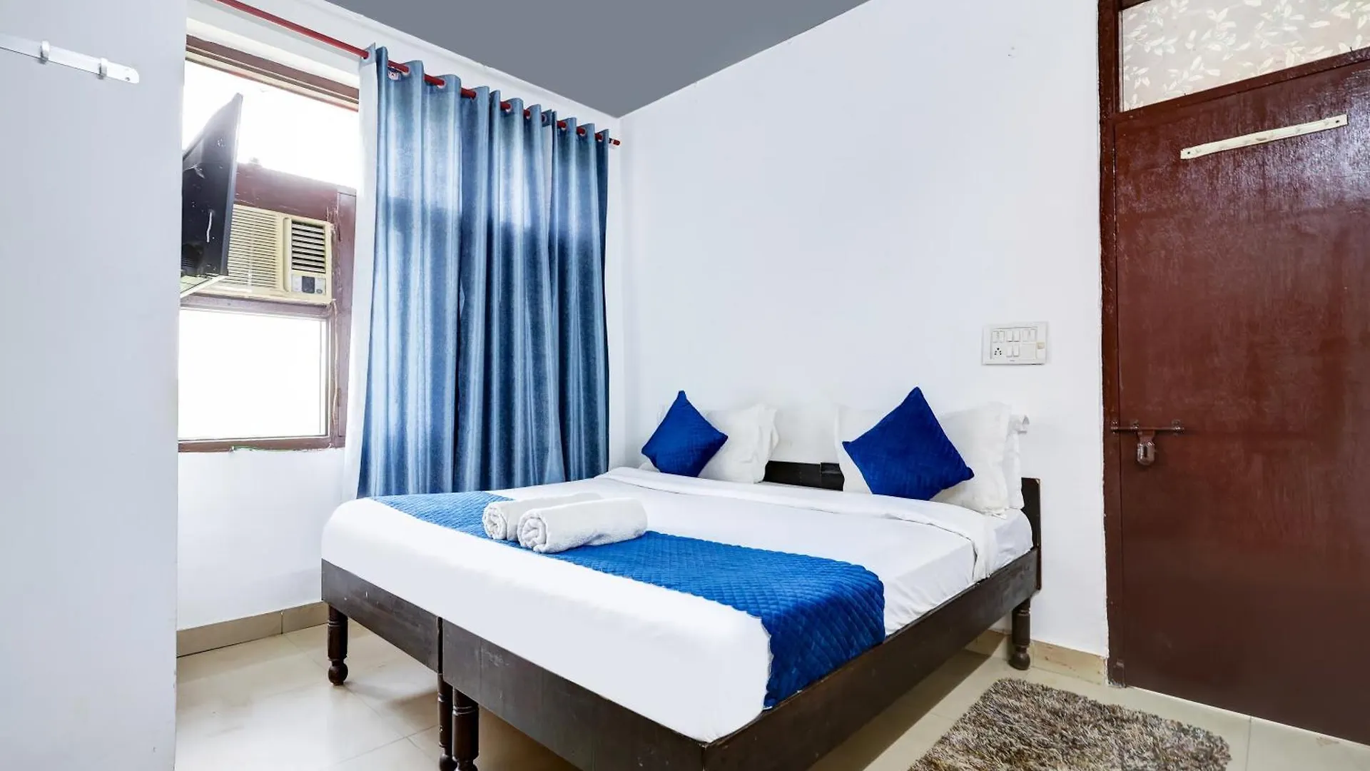 Hotel Great Near Hauz Khas Deer Park New Delhi