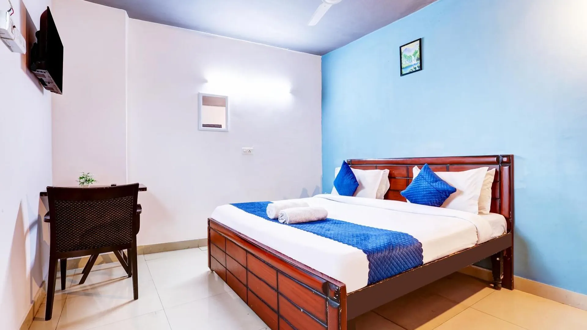 Guest house Hotel Great Near Hauz Khas Deer Park New Delhi